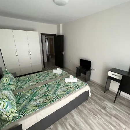 трапезица *